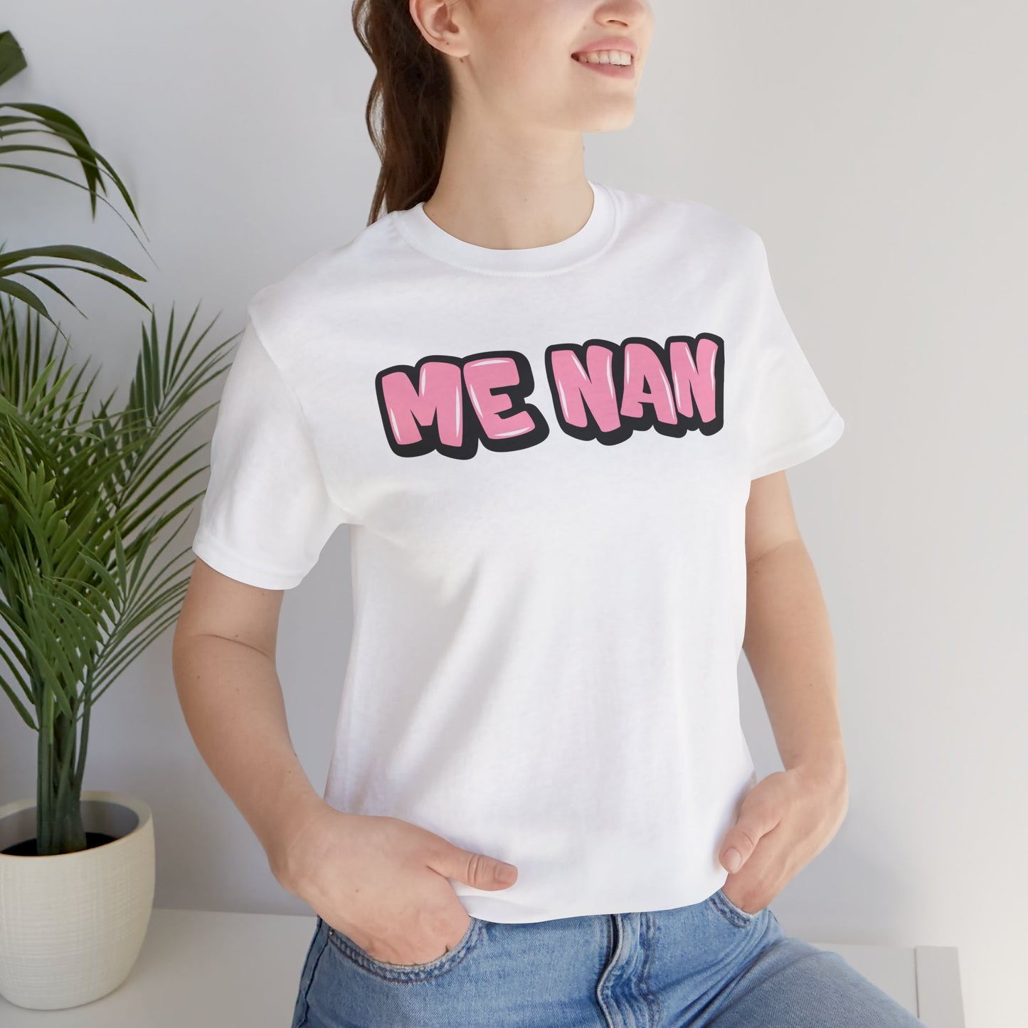 Graffiti "Me Nan" T-Shirt