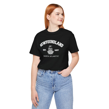 Newfoundland Vintage Graphic Tee - Unisex Short Sleeve Shirt